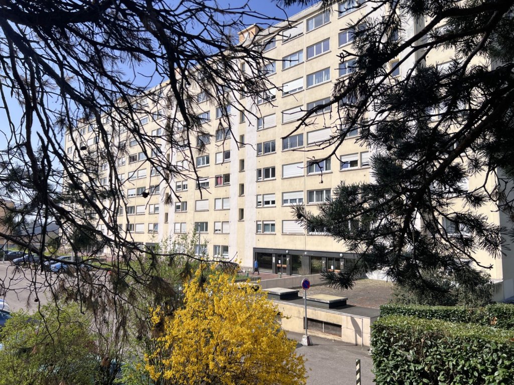 APPARTEMENT T5 A VENDRE - STE FOY LES LYON - 114.73 m2 - 220000 €