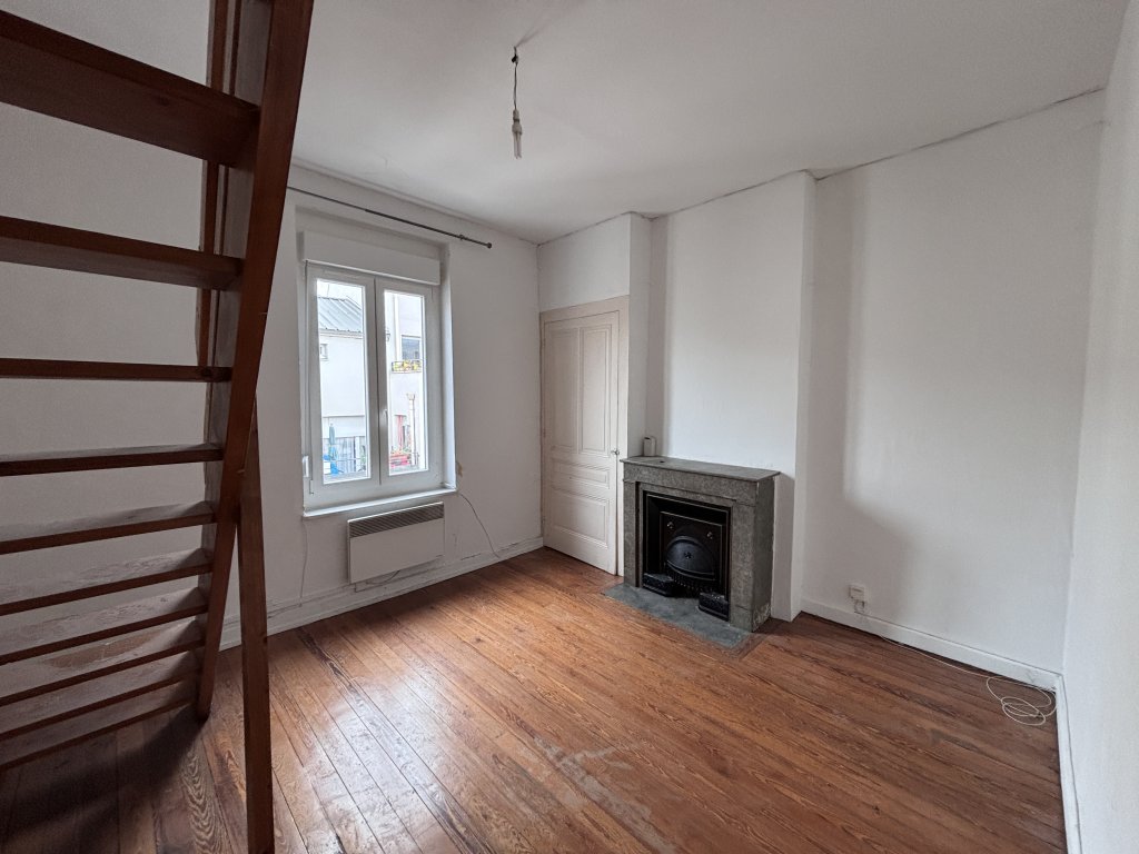 APPARTEMENT T2 A LOUER - VILLEURBANNE - 40 m2 - 680€ charges comprises par mois