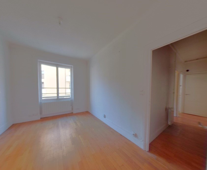 APPARTEMENT T2 A LOUER - LYON 6EME ARRONDISSEMENT - 50.31 m2 - 825€ charges comprises par mois