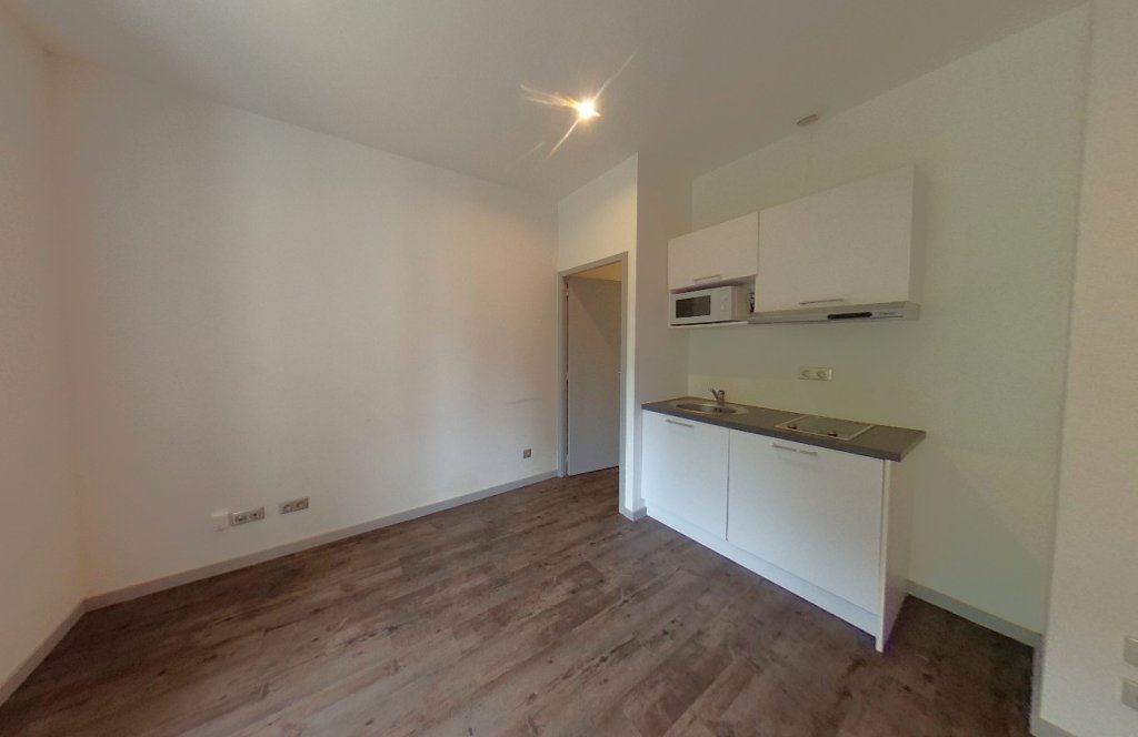 APPARTEMENT T1 A LOUER - ECULLY - 21.13 m2 - 605€ charges comprises par mois