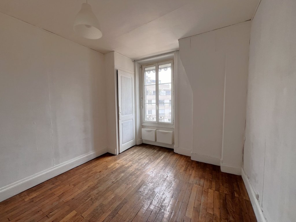 APPARTEMENT T1 A VENDRE - LYON 7EME ARRONDISSEMENT - 35.36 m2 - 159000€