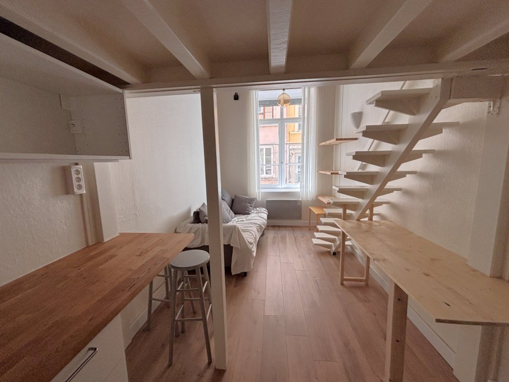 STUDIO A VENDRE - LYON 1ER ARRONDISSEMENT - 15.36 m2 - 125000€