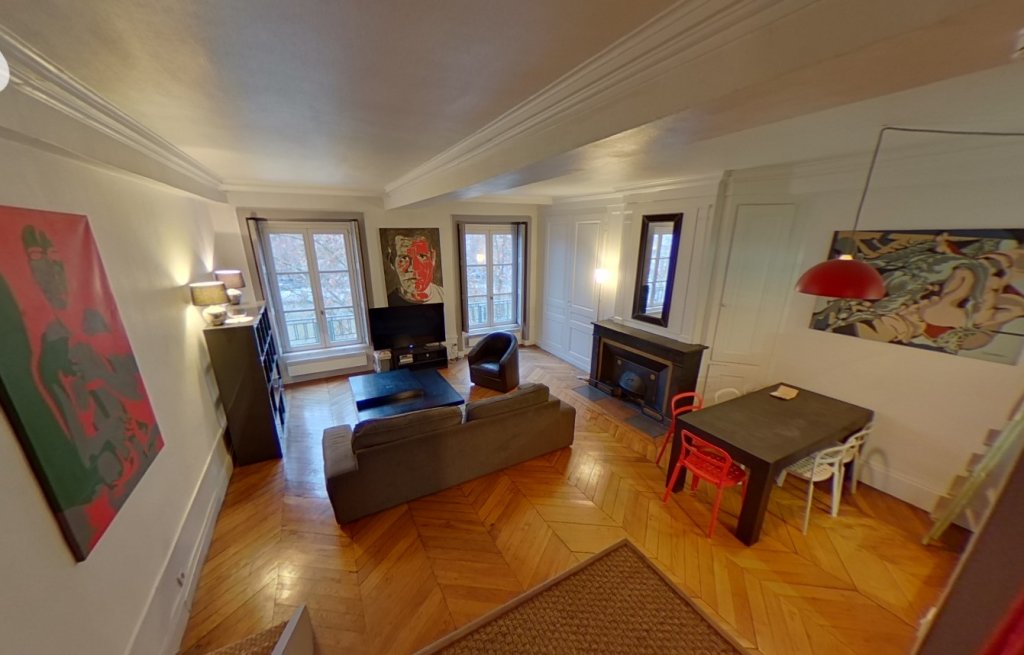 APPARTEMENT T1 A LOUER - LYON 1ER ARRONDISSEMENT Louis-Pradel - 52.8 m2 - 1010€ charges comprises par mois