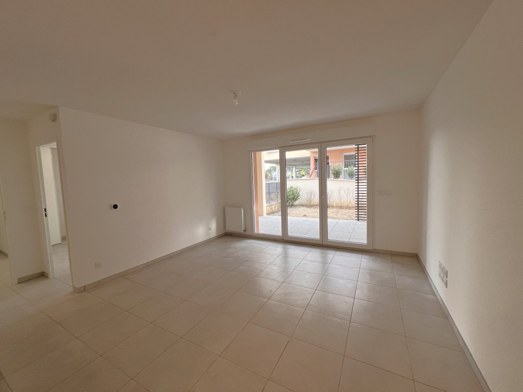 APPARTEMENT T2 A LOUER - SIMANDRES - 42.87 m2 - 625€ charges comprises par mois