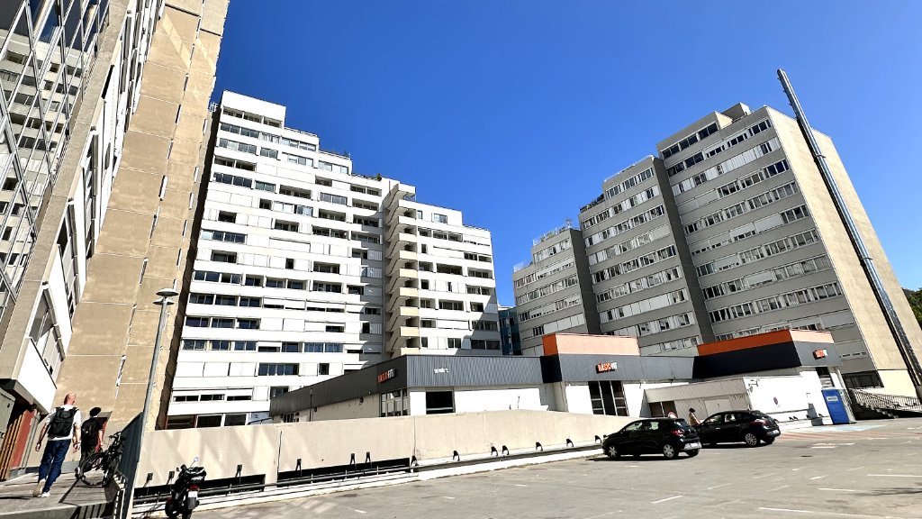 STUDIO A VENDRE - VILLEURBANNE - 19.55 m2 - 73000€
