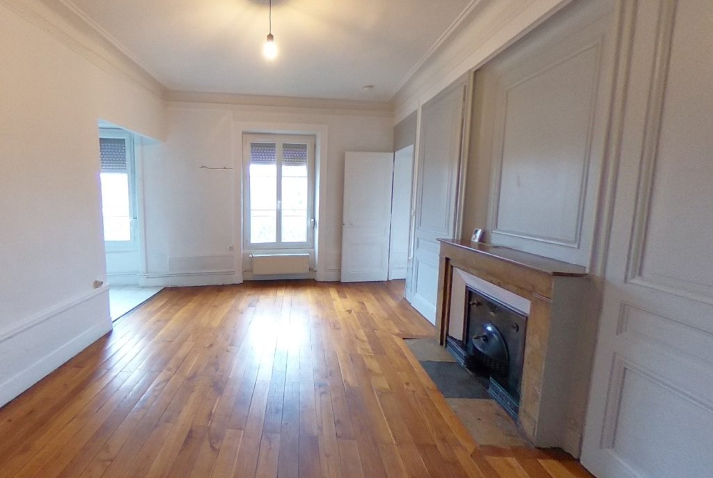 APPARTEMENT T2 A LOUER - LYON 3EME ARRONDISSEMENT - 56.84 m2 - 786�&euro; charges comprises par mois