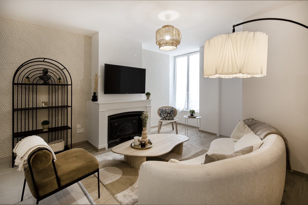 CHAMBRE A LOUER - LYON 2EME ARRONDISSEMENT - 12.33 m2 - 725 &euro; charges comprises par mois