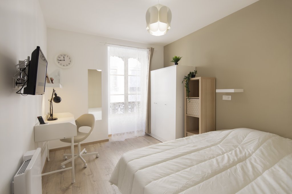 CHAMBRE A LOUER - LYON 2EME ARRONDISSEMENT - 12.33 m2 - 725 &euro; charges comprises par mois
