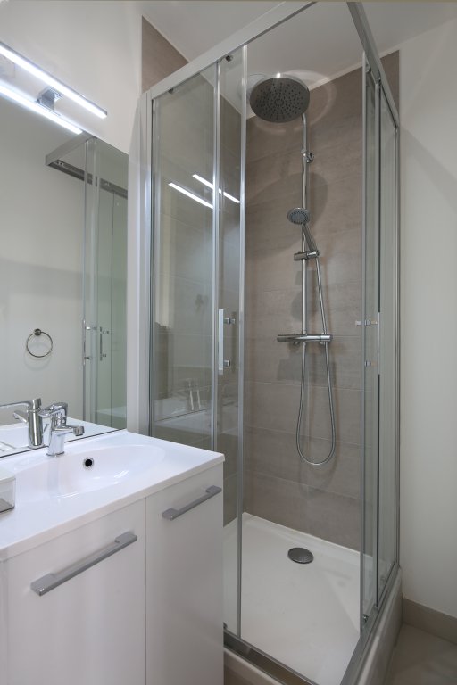 CHAMBRE A LOUER - LYON 2EME ARRONDISSEMENT - 15.36 m2 - 725 &euro; charges comprises par mois