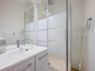 CHAMBRE A LOUER - LYON 4EME ARRONDISSEMENT - 12.1 m2 - 670€ charges comprises par mois