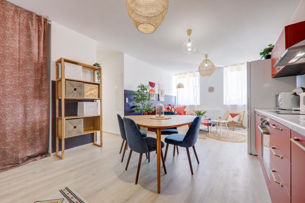 CHAMBRE A LOUER - LYON 4EME ARRONDISSEMENT - 9.96 m2 - 600�&euro; charges comprises par mois