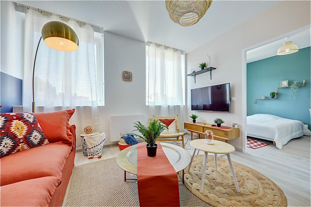 CHAMBRE A LOUER - LYON 4EME ARRONDISSEMENT - 9.96 m2 - 680 &euro; charges comprises par mois
