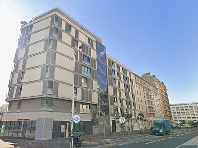 GARAGE A LOUER - LYON 7EME ARRONDISSEMENT - 1 m2 - 118€ charges comprises par mois