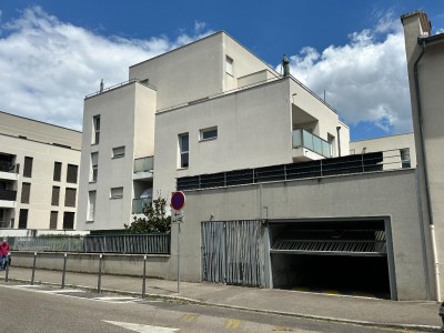 GARAGE PMR A VENDRE - LYON 8EME ARRONDISSEMENT - 27500€