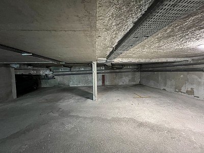 PARKING A LOUER - LYON 7EME ARRONDISSEMENT - 12 m2 - 71,67€ charges comprises par mois