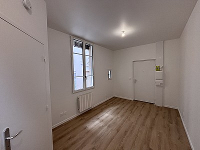 STUDIO A LOUER - LYON 3EME ARRONDISSEMENT - 15.49 m2 - 450 € charges comprises par mois