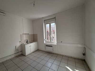 STUDIO A LOUER - VILLEURBANNE - 32 m2 - 639€ charges comprises par mois