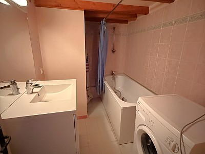 APPARTEMENT T1 A LOUER - LYON 4EME ARRONDISSEMENT - 43.09 m2 - 800 € charges comprises par mois