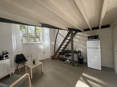 APPARTEMENT T1 A LOUER - LYON 6EME ARRONDISSEMENT - 34.09 m2 - 845€ charges comprises par mois