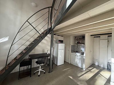 APPARTEMENT T1 A LOUER - LYON 6EME ARRONDISSEMENT - 34.09 m2 - 845€ charges comprises par mois