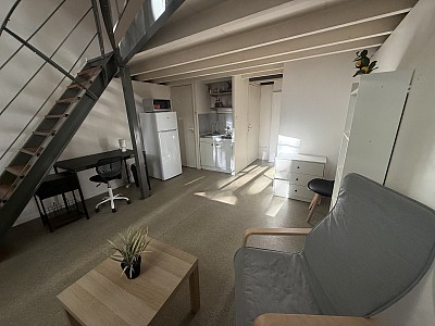 APPARTEMENT T1 A LOUER - LYON 6EME ARRONDISSEMENT - 34.09 m2 - 845€ charges comprises par mois