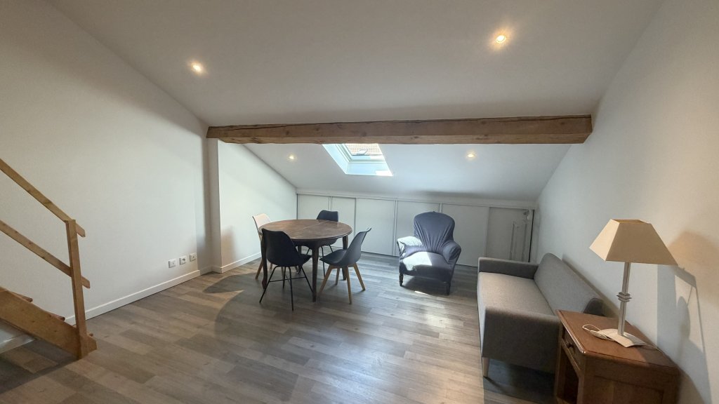 APPARTEMENT T1 A LOUER - LYON 7EME ARRONDISSEMENT - 18.38 m2 - 562 &euro; charges comprises par mois