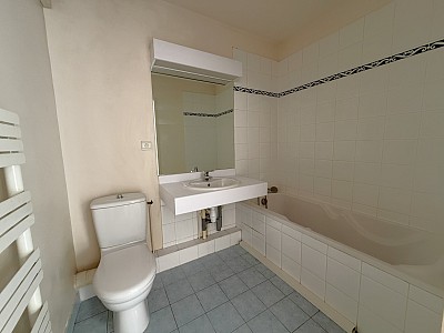 APPARTEMENT T1 A LOUER - LYON 7EME ARRONDISSEMENT - 25.91 m2 - 605 &euro; charges comprises par mois