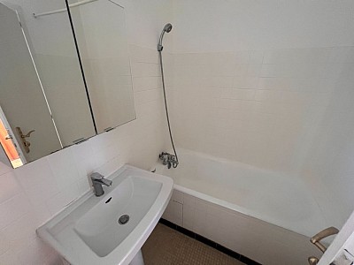 APPARTEMENT T1 A LOUER - LYON 8EME ARRONDISSEMENT - 35 m2 - 700€ charges comprises par mois