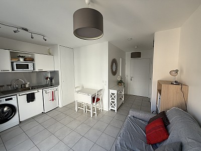 APPARTEMENT T1 A LOUER - VILLEURBANNE - 22.06 m2 - 541€ charges comprises par mois