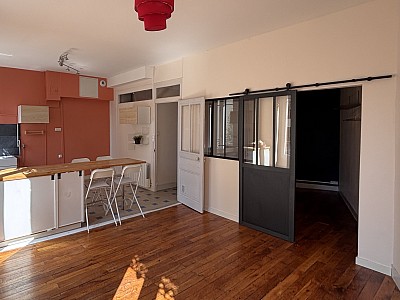 APPARTEMENT T1 A LOUER - VILLEURBANNE - 48.79 m2 - 813€ charges comprises par mois