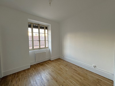 APPARTEMENT T1 A LOUER - VILLEURBANNE - 45.67 m2 - 846€ charges comprises par mois