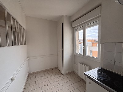 APPARTEMENT T1 A LOUER - VILLEURBANNE Tolstoi-Nord - 31.95 m2 - 526�&euro; charges comprises par mois