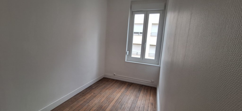 APPARTEMENT T1 A LOUER - VILLEURBANNE - 31.17 m2 - 622 &euro; charges comprises par mois