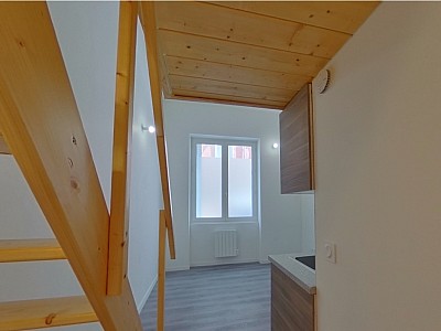 APPARTEMENT T1 A LOUER - VILLEURBANNE - 15.17 m2 - 454 € charges comprises par mois