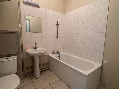 APPARTEMENT T1 A LOUER - VILLEURBANNE - 35.1 m2 - 632 € charges comprises par mois
