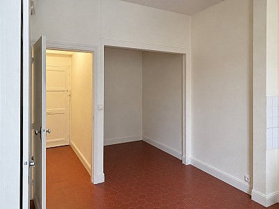 APPARTEMENT T1 A LOUER - VILLEURBANNE - 30.8 m2 - 550 &euro; charges comprises par mois