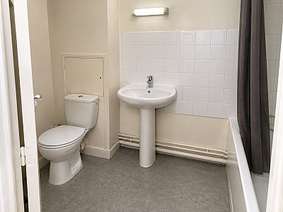 APPARTEMENT T1 A LOUER - VILLEURBANNE - 30.8 m2 - 550 &euro; charges comprises par mois