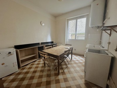 APPARTEMENT T1 A VENDRE - LYON 6EME ARRONDISSEMENT - 38.8 m2 - 210000€