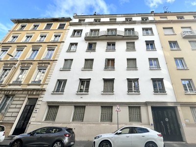 APPARTEMENT T1 A VENDRE - LYON 6EME ARRONDISSEMENT - 38.8 m2 - 210000€