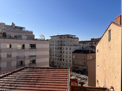 APPARTEMENT T1 A VENDRE - LYON 7EME ARRONDISSEMENT - 35.36 m2 - 159000€