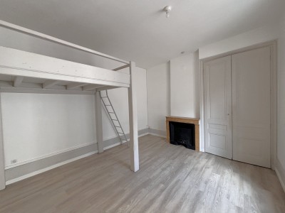 APPARTEMENT T1 - LYON 8EME ARRONDISSEMENT - 30.8 m2 - VENDU