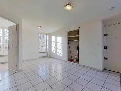 APPARTEMENT T2 A LOUER - CHARBONNIERES LES BAINS - 31.71 m2 - 605€ charges comprises par mois