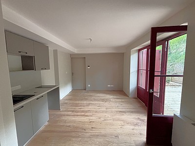 APPARTEMENT T2 A LOUER - CHARBONNIERES LES BAINS - 44.54 m2 - 1 055 &euro; charges comprises par mois