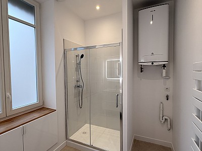 APPARTEMENT T2 A LOUER - LYON 2EME ARRONDISSEMENT - 65.82 m2 - 1�345�&euro; charges comprises par mois