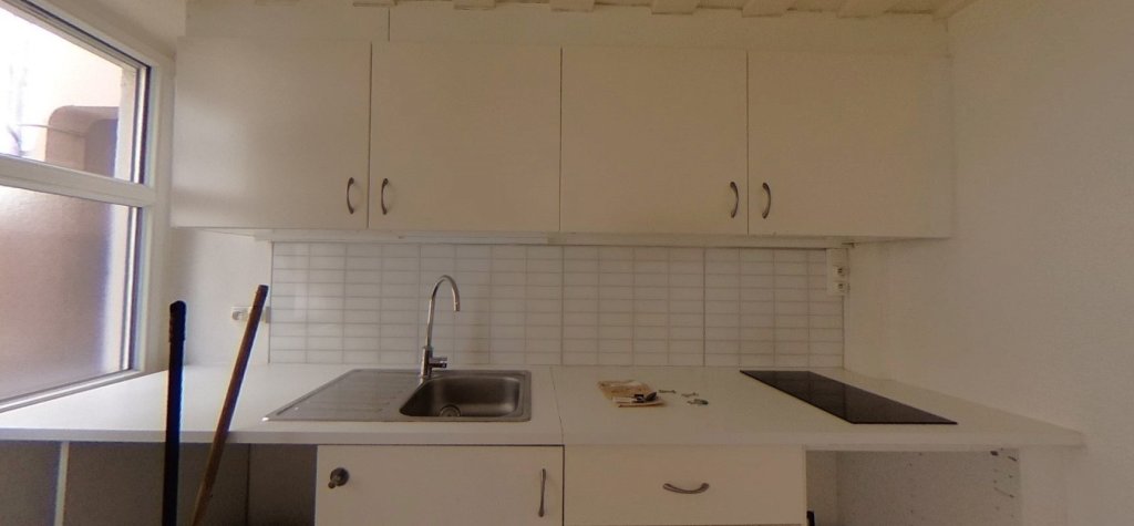 APPARTEMENT T2 A LOUER - LYON 2EME ARRONDISSEMENT - 25.54 m2 - 656 &euro; charges comprises par mois