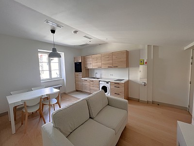 APPARTEMENT T2 A LOUER - LYON 2EME ARRONDISSEMENT - 33.79 m2 - 995 &euro; charges comprises par mois
