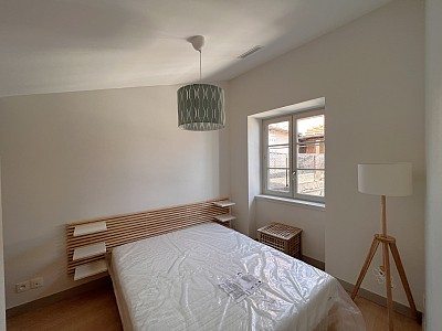 APPARTEMENT T2 A LOUER - LYON 2EME ARRONDISSEMENT - 33.79 m2 - 995 &euro; charges comprises par mois
