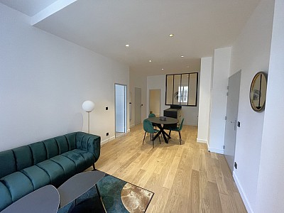 APPARTEMENT T2 A LOUER - LYON 2EME ARRONDISSEMENT - 54,17 m2 - 1490 € charges comprises par mois