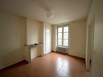 APPARTEMENT T2 A LOUER - LYON 3EME ARRONDISSEMENT - 39.7 m2 - 595€ charges comprises par mois
