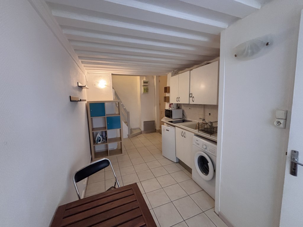 APPARTEMENT T2 A LOUER - LYON 3EME ARRONDISSEMENT - 26.15 m2 - 615 &euro; charges comprises par mois